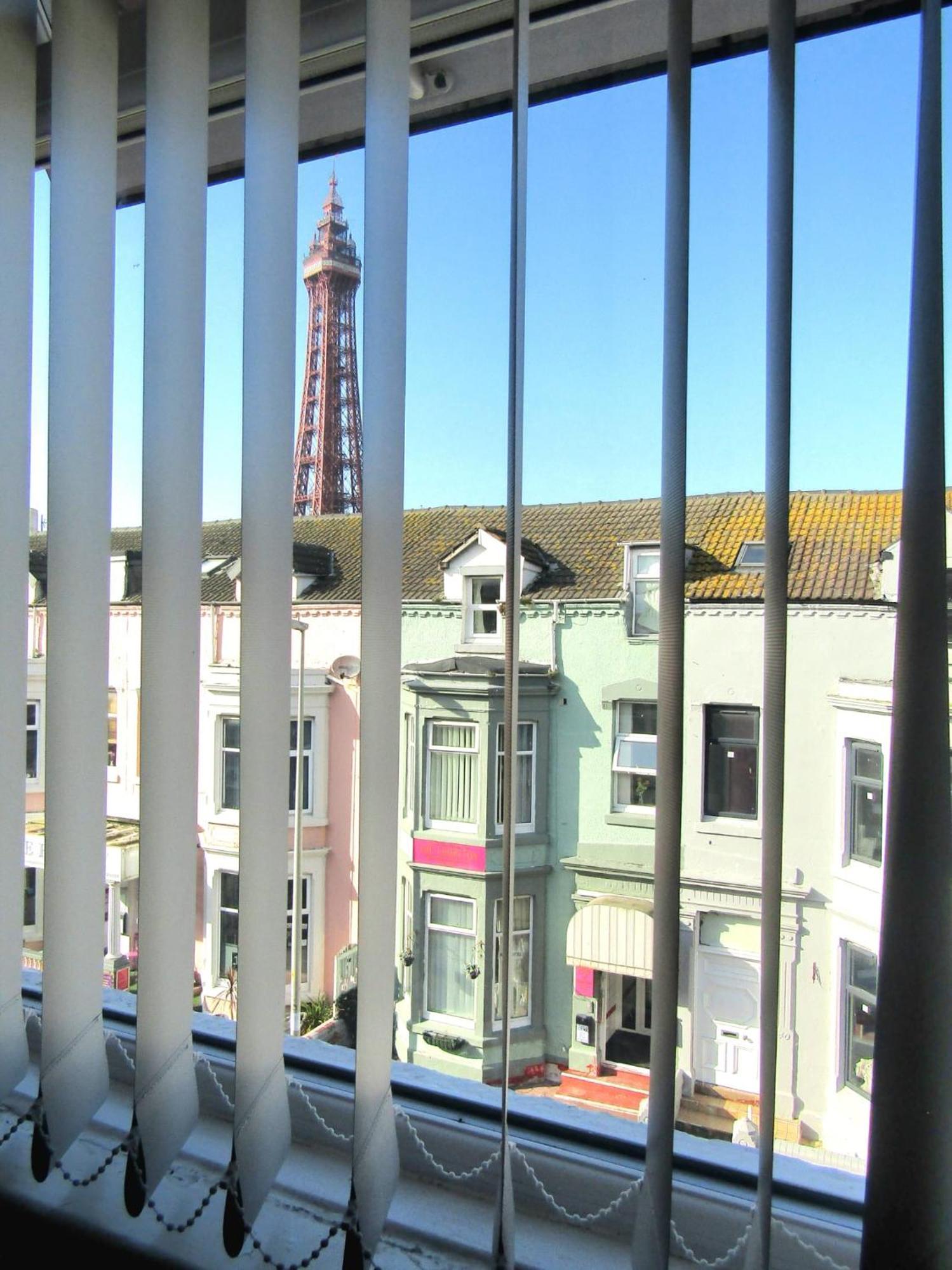 Wilsons Hotel - Blackpool Tower View Extérieur photo